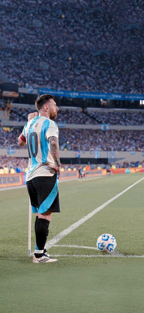 五球大胜 大巴黎主场击败雷恩