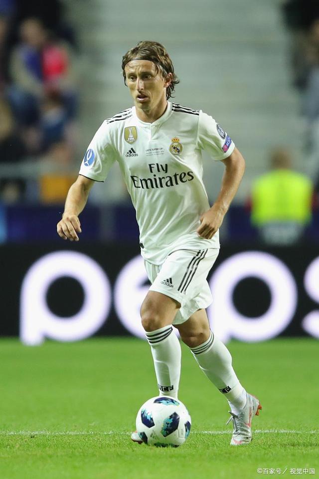 纸片人射击卡拉彼丘迎来首个周年，清凉夏日海量福利不玩不行